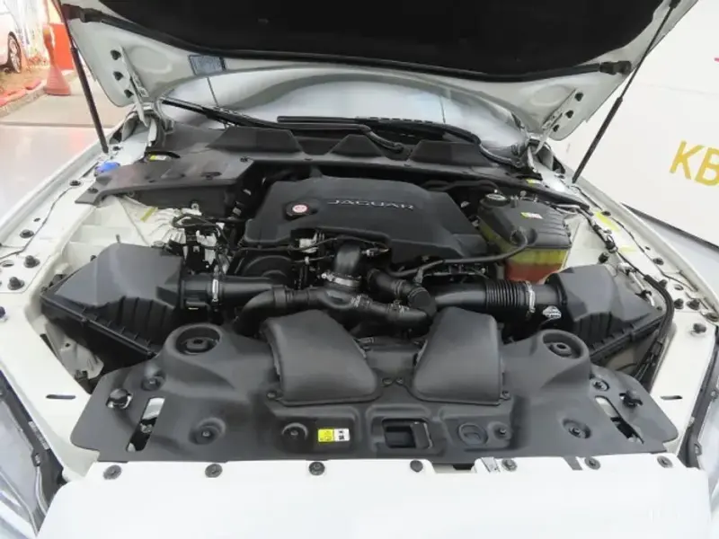 2016 Jaguar XJ с пробегом 177 583 км
