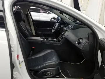 2019 Jaguar XJ с пробегом 117 495 км