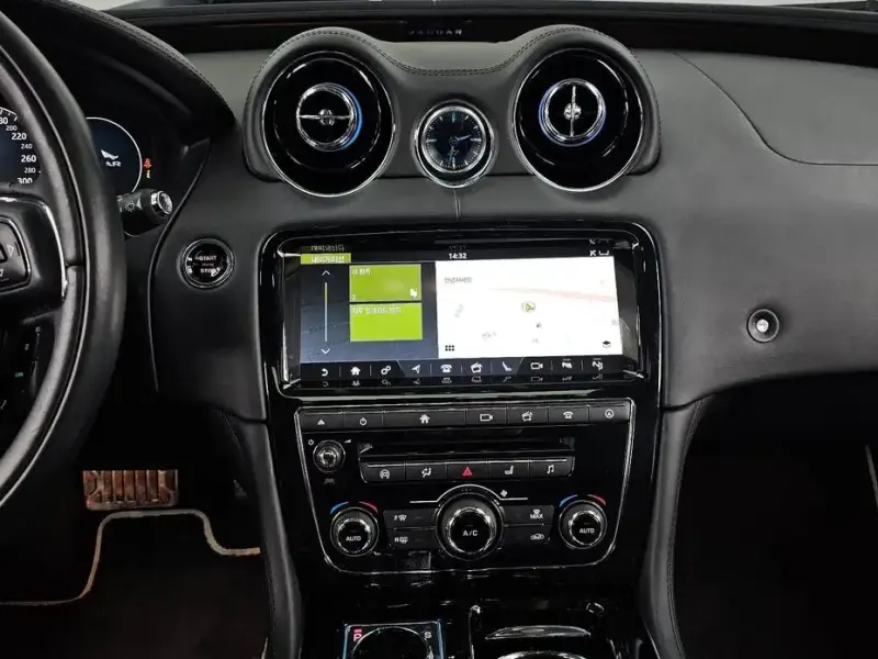 2019 Jaguar XJ с пробегом 117 495 км