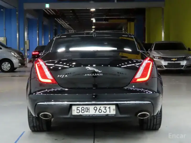 2016 Jaguar XJ с пробегом 175 000 км