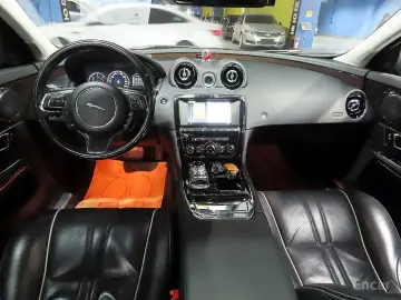 2016 Jaguar XJ с пробегом 175 000 км