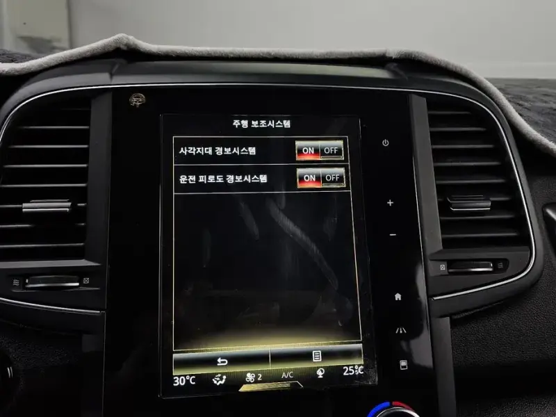 2021 Renault Samsung QM6 с пробегом 66 685 км