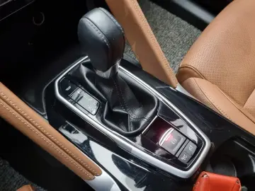 2021 Renault Samsung QM6 с пробегом 77 020 км