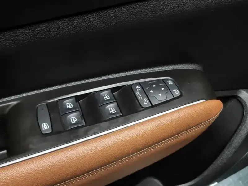 2021 Renault Samsung QM6 с пробегом 77 020 км