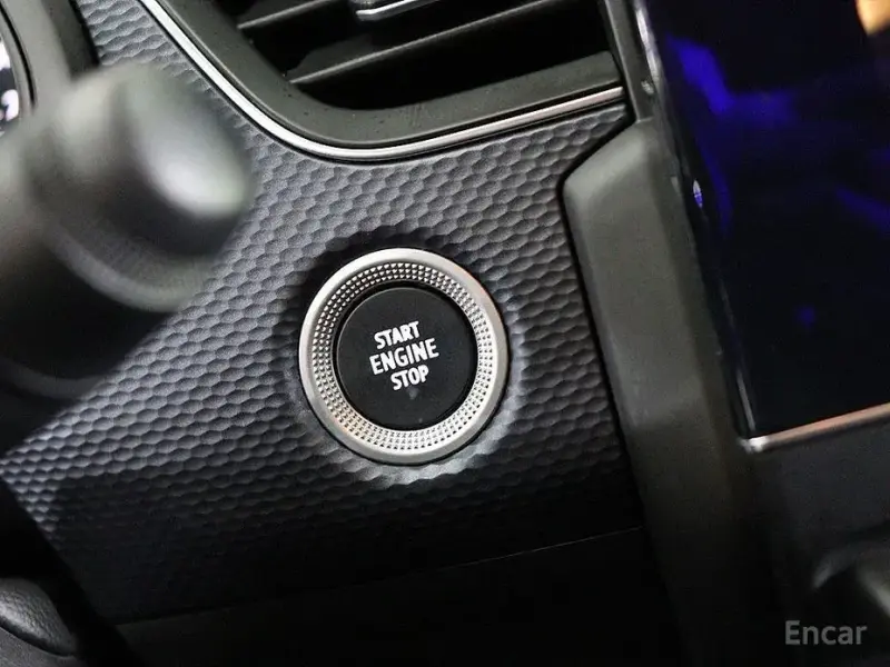 2021 Renault Samsung XM3 с пробегом 32 698 км