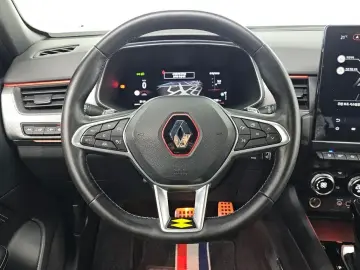 2022 Renault Samsung XM3 с пробегом 32 282 км
