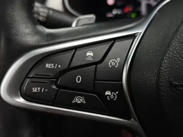 2022 Renault Samsung XM3 с пробегом 32 282 км