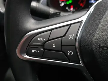 2022 Renault Samsung XM3 с пробегом 52 275 км