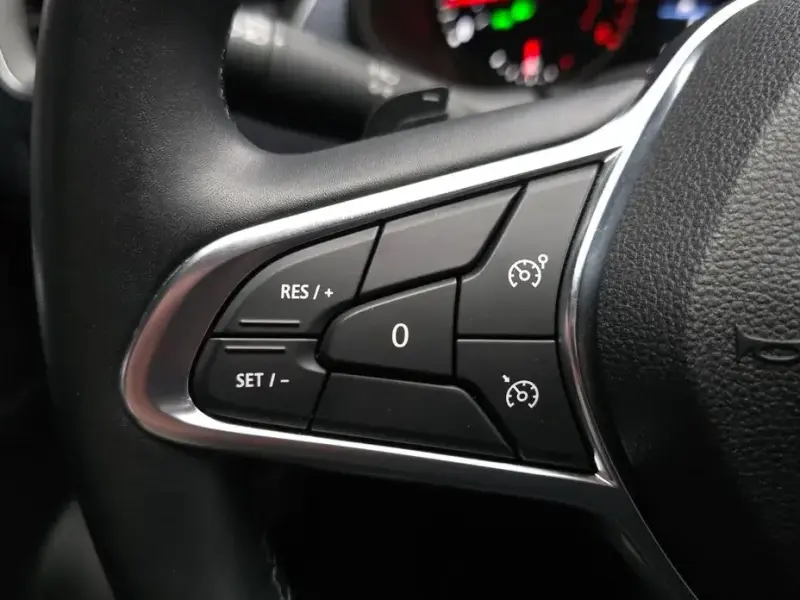 2022 Renault Samsung XM3 с пробегом 52 275 км