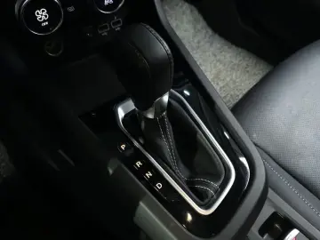 2022 Renault Samsung XM3 с пробегом 35 582 км