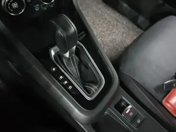 2022 Renault Samsung XM3 с пробегом 33 485 км