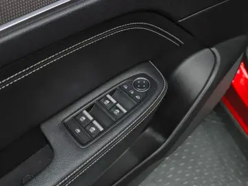 2022 Renault Samsung XM3 с пробегом 33 485 км