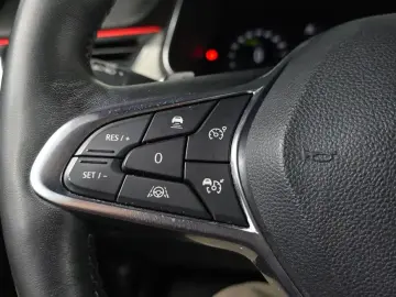 2022 Renault Samsung XM3 с пробегом 33 485 км