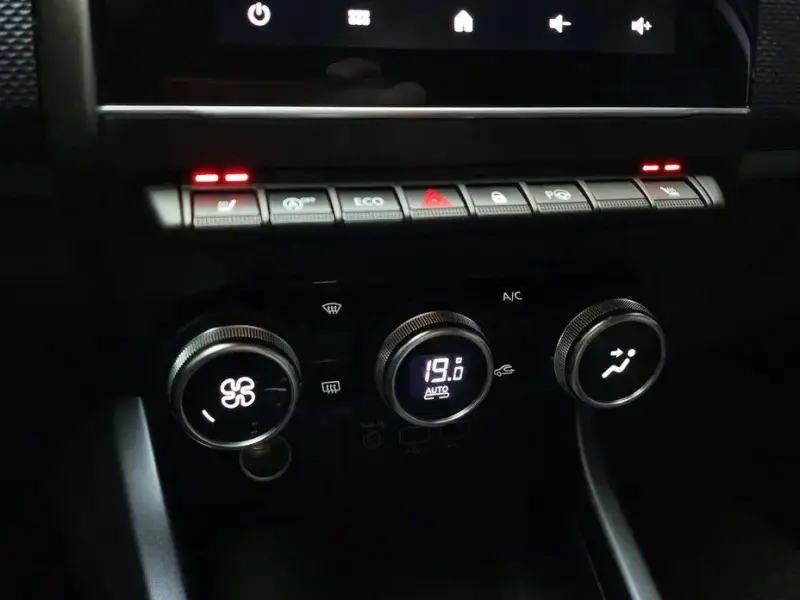 2021 Renault Samsung XM3 с пробегом 40 582 км