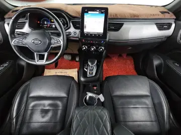 2022 Renault Samsung XM3 с пробегом 49 031 км