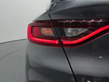 2021 Renault Samsung XM3 с пробегом 30 078 км