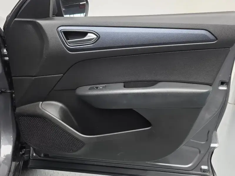 2021 Renault Samsung XM3 с пробегом 30 078 км