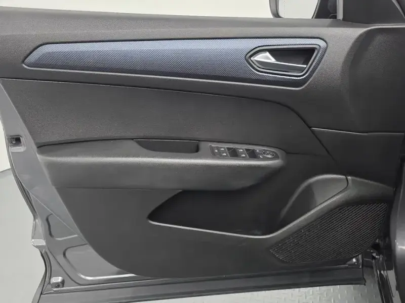 2021 Renault Samsung XM3 с пробегом 30 078 км