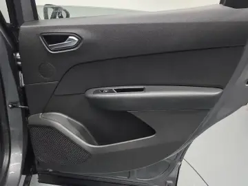 2021 Renault Samsung XM3 с пробегом 30 078 км