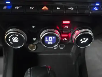 2022 Renault Samsung XM3 с пробегом 48 552 км