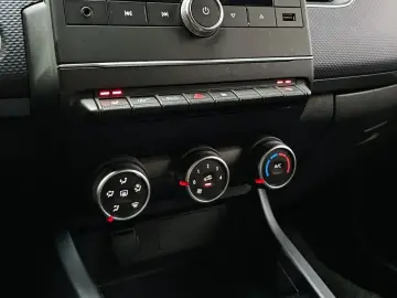 2021 Renault Samsung XM3 с пробегом 93 378 км