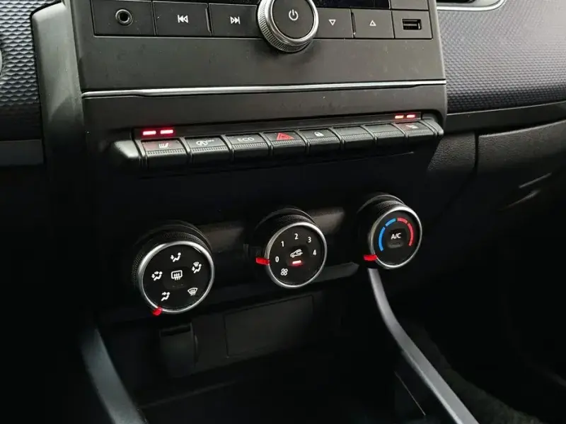 2021 Renault Samsung XM3 с пробегом 93 378 км