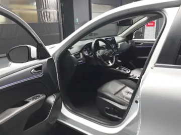 2022 Renault Samsung XM3 с пробегом 65 811 км