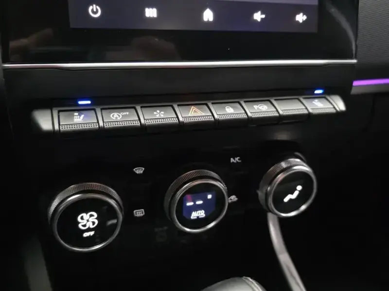 2022 Renault Samsung XM3 с пробегом 65 811 км