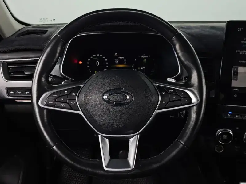 2022 Renault Samsung XM3 с пробегом 42 201 км