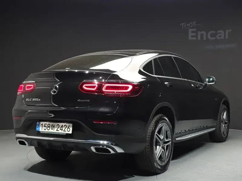 2021 Mercedes-Benz GLC с пробегом 63 466 км