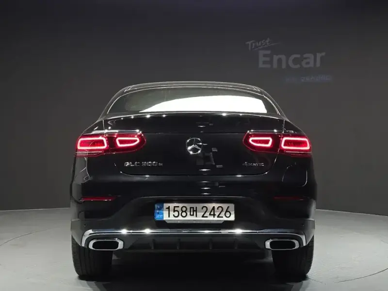 2021 Mercedes-Benz GLC с пробегом 63 466 км