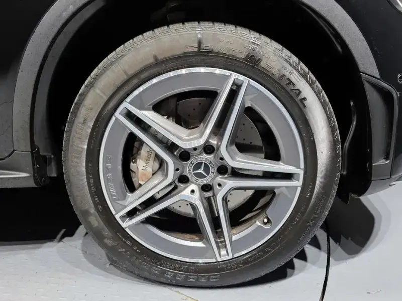 2021 Mercedes-Benz GLC с пробегом 63 466 км