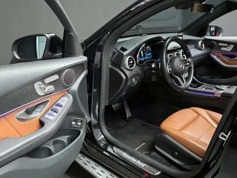 2021 Mercedes-Benz GLC с пробегом 63 466 км