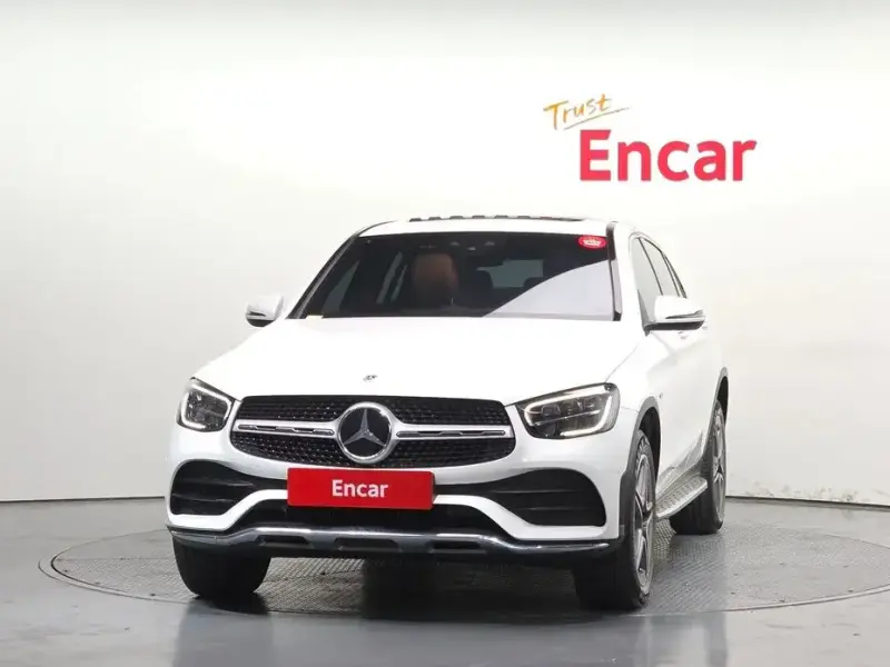 2021 Mercedes-Benz GLC с пробегом 66 121 км