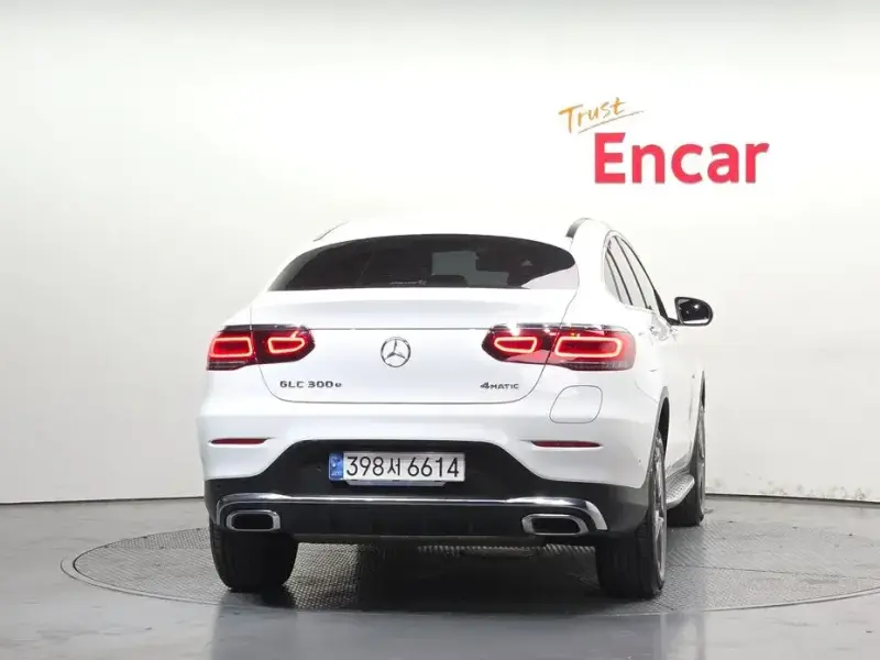 2021 Mercedes-Benz GLC с пробегом 66 121 км
