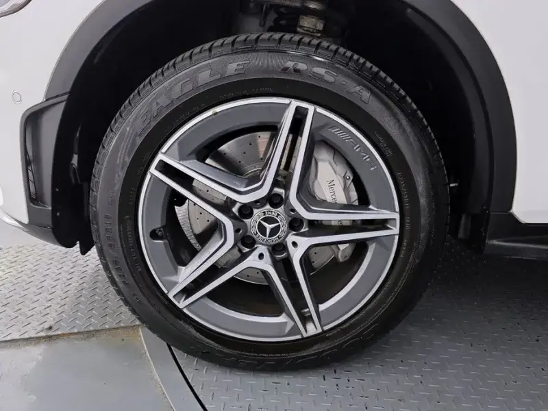 2021 Mercedes-Benz GLC с пробегом 66 121 км