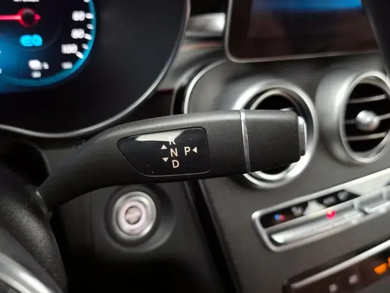 2021 Mercedes-Benz GLC с пробегом 66 121 км