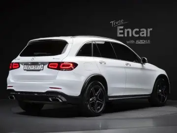 2021 Mercedes-Benz GLC с пробегом 63 035 км