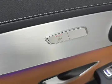 2021 Mercedes-Benz GLC с пробегом 63 035 км