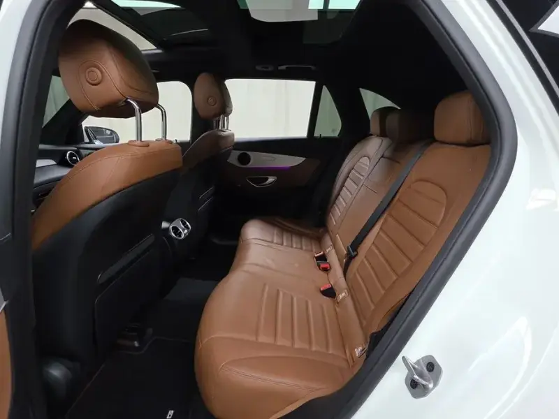 2021 Mercedes-Benz GLC с пробегом 63 035 км
