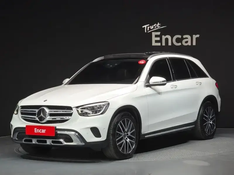 2021 Mercedes-Benz GLC с пробегом 68 745 км