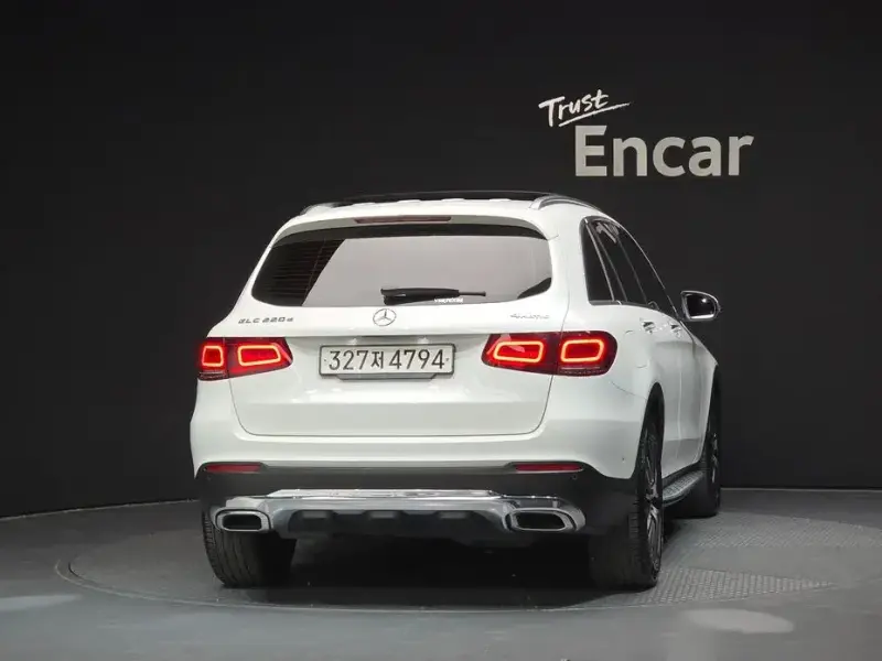 2021 Mercedes-Benz GLC с пробегом 68 745 км