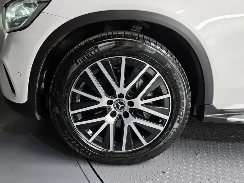 2021 Mercedes-Benz GLC с пробегом 68 745 км