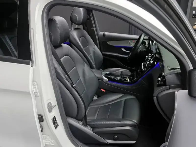 2021 Mercedes-Benz GLC с пробегом 68 745 км