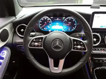 2021 Mercedes-Benz GLC с пробегом 68 745 км