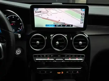 2021 Mercedes-Benz GLC с пробегом 68 745 км