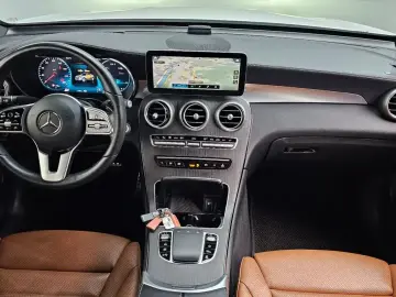 2021 Mercedes-Benz GLC с пробегом 66 199 км
