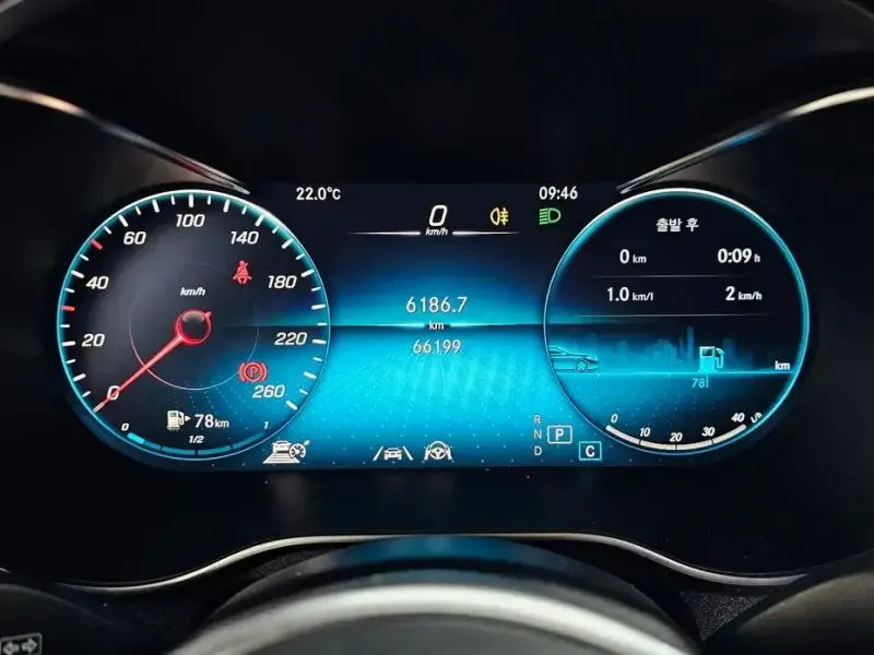 2021 Mercedes-Benz GLC с пробегом 66 199 км