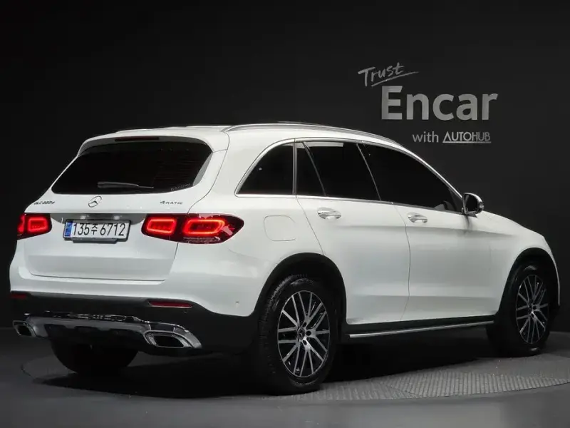 2021 Mercedes-Benz GLC с пробегом 81 462 км