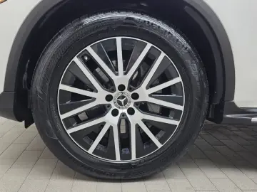 2021 Mercedes-Benz GLC с пробегом 81 462 км